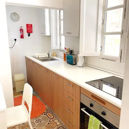 بيت للعطل Moco, Modern Comfort In Historic Of سنجليا