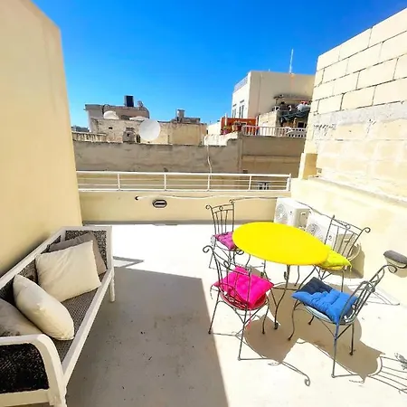 Holiday home Moco, Modern Comfort In Historic City Of