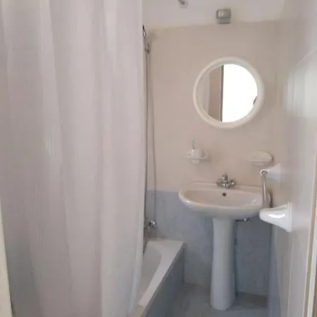 Moco, Modern Comfort In Historic City Of Senglea
