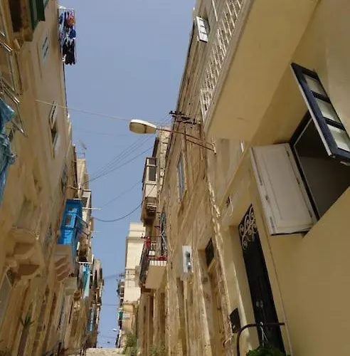 Moco, Modern Comfort In Historic Of