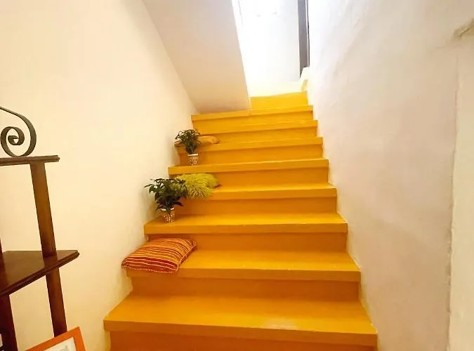 Moco, Modern Comfort In Historic Of Vakantiehuis *