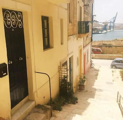 Moco, Modern Comfort In Historic Of Tatil Evi *